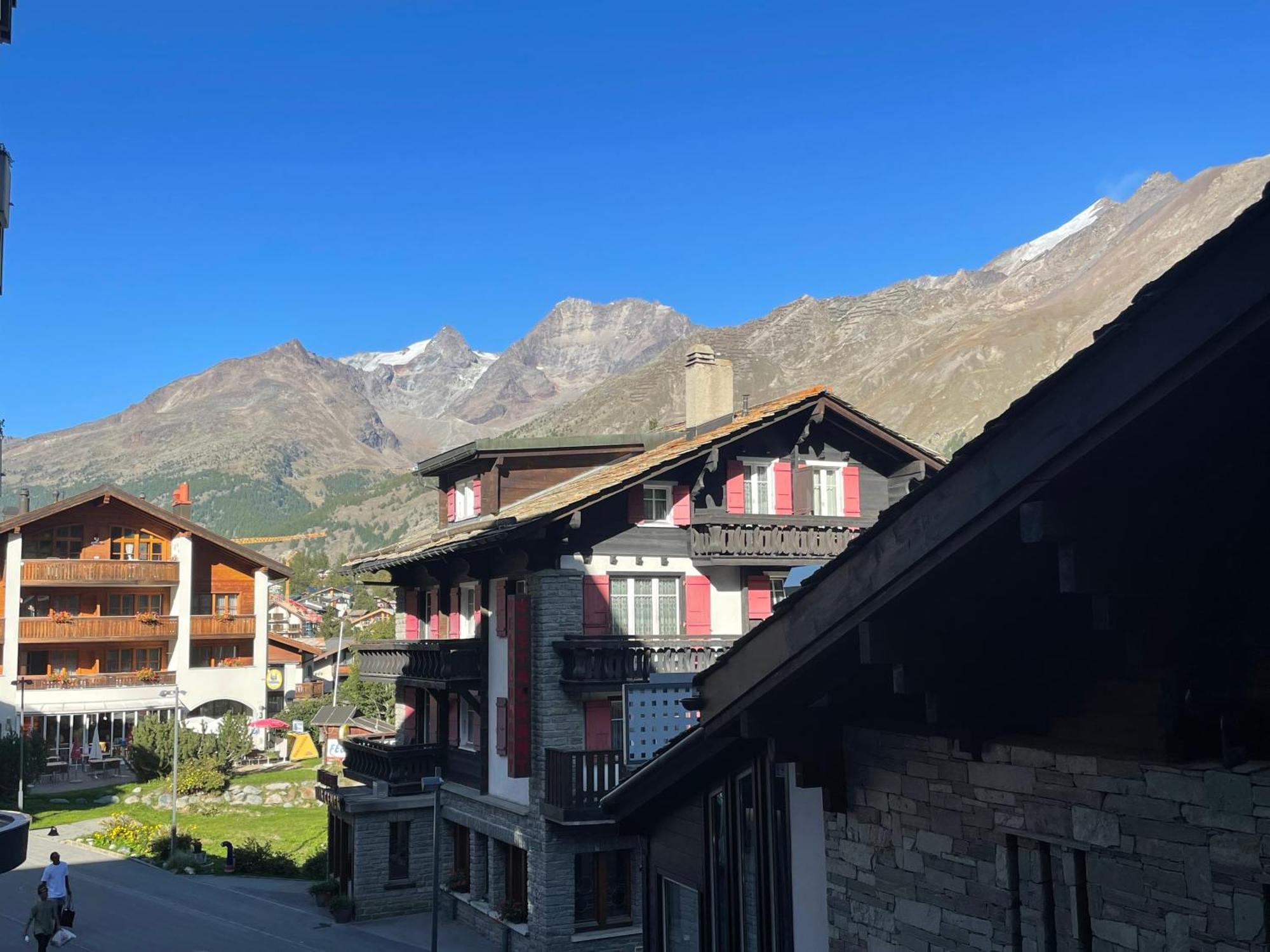 Saaserhof Apartments Saas-Fee Quarto foto
