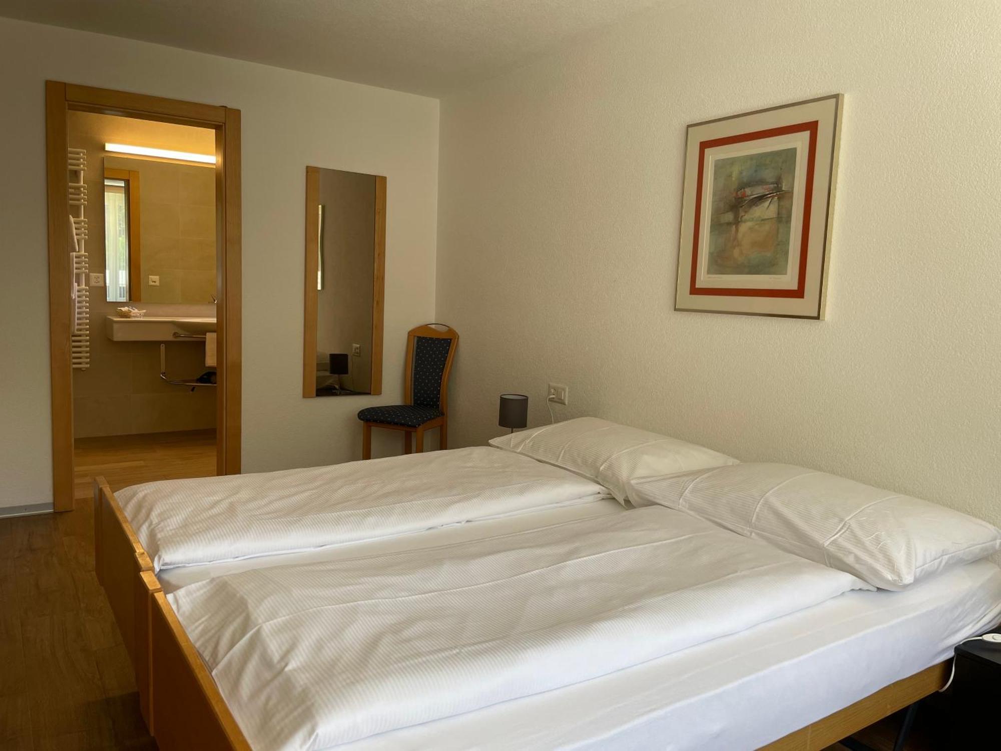 Saaserhof Apartments Saas-Fee Quarto foto